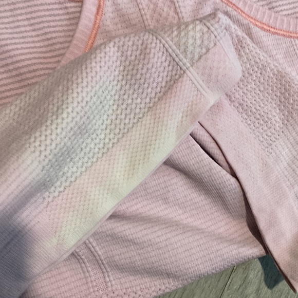 Lululemon - Picture 5 of 6